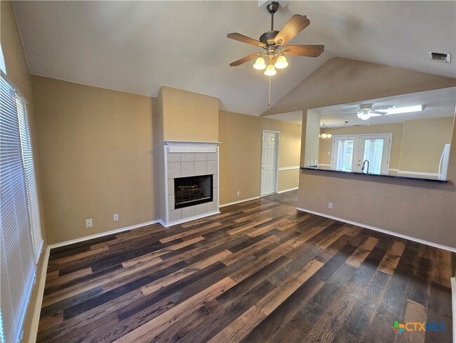 Building Photo - 2160 Cornerstone Dr