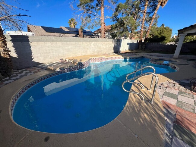 Building Photo - 4BD/3BA HOME IN SPRING VALLEY W/ SOLAR, POOL & SPA!