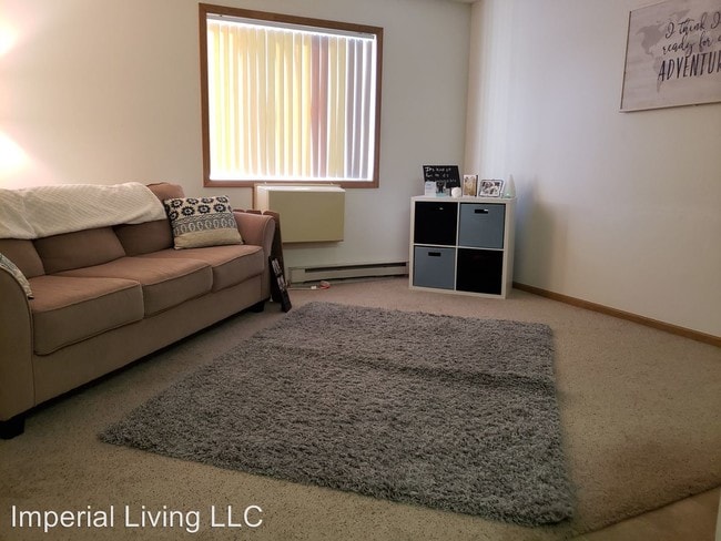 Building Photo - 1041 Imperial Cir