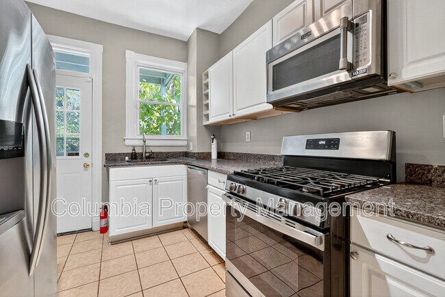 Building Photo - 3523 Warder St NW