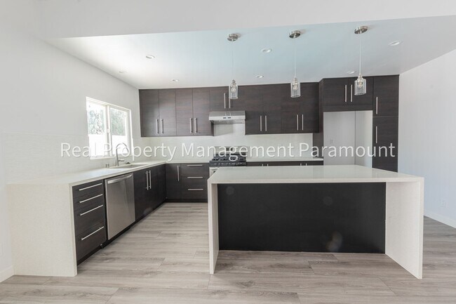 Building Photo - 17314 Bircher St