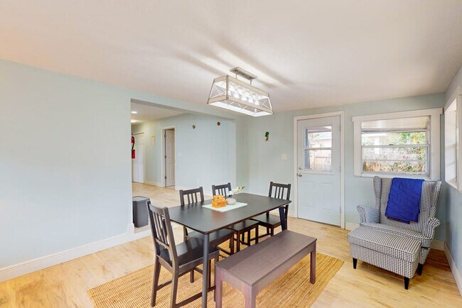 Building Photo - 255 48th St W