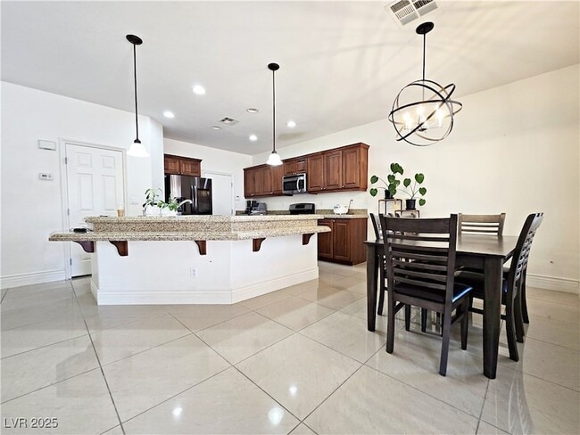 Building Photo - 125 Short Ruff Way