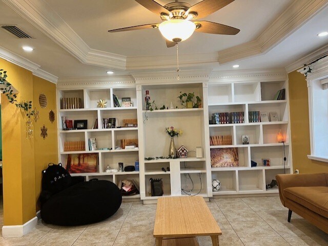 Building Photo - 2204 NW 29th Ave