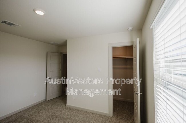 Building Photo - 413 Millbrook Blvd
