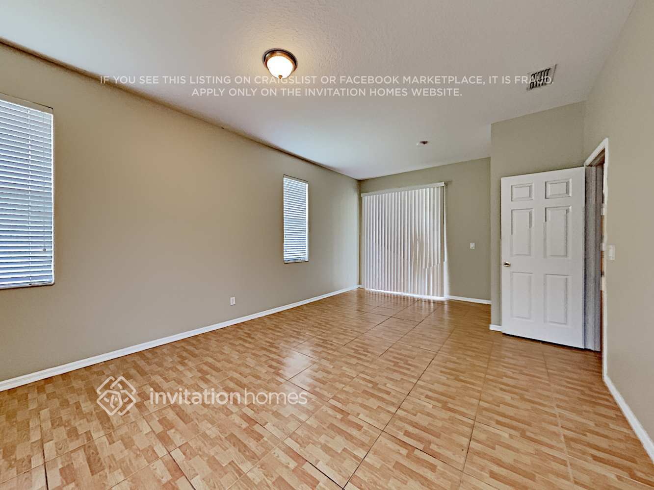 Building Photo - 13326 Rosemeade Cove