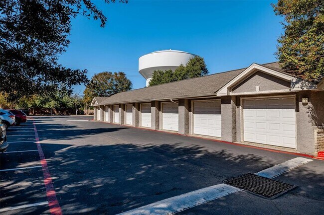 Building Photo - 11908 Anderson Mill Rd