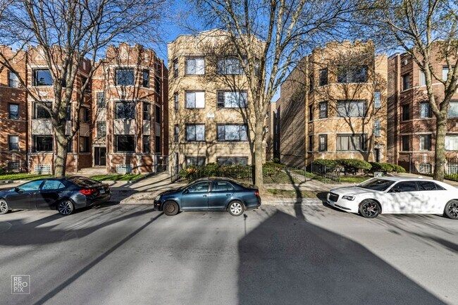 Building Photo - 7719 S Yates 7719-7721 S Yates Blvd Chicago, IL 60649