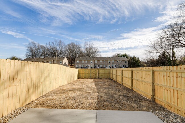 Building Photo - BRAND NEW 3 Bedroom 2.5 Bath Homes Availab...