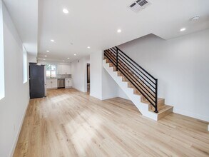 Building Photo - 3811 W Exposition Blvd