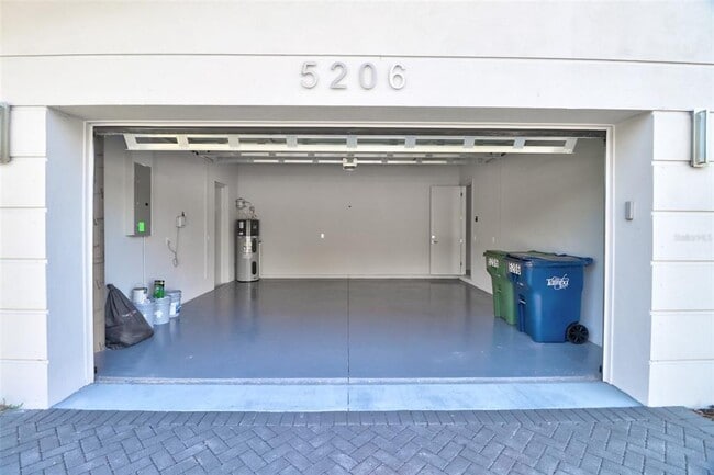 Building Photo - 5206 Fern Row Ln