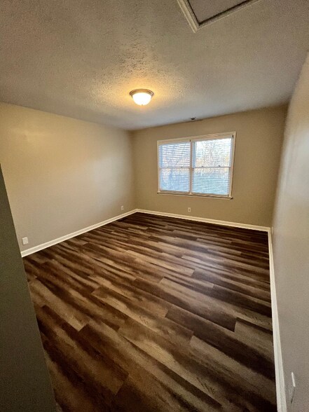 Building Photo - 119 Guill Ct