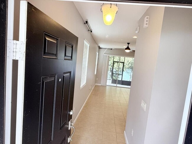 Building Photo - 1888 Compass Flower Way