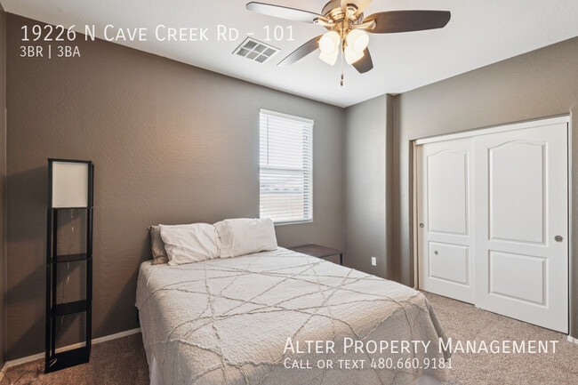 Building Photo - 19226 N Cave Creek Rd