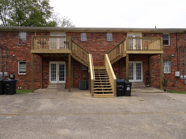 Building Photo - 218 Centennial Dr