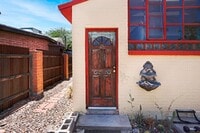 Building Photo - Coming Soon - Charming, Spacious 1Bdrm/1Ba...