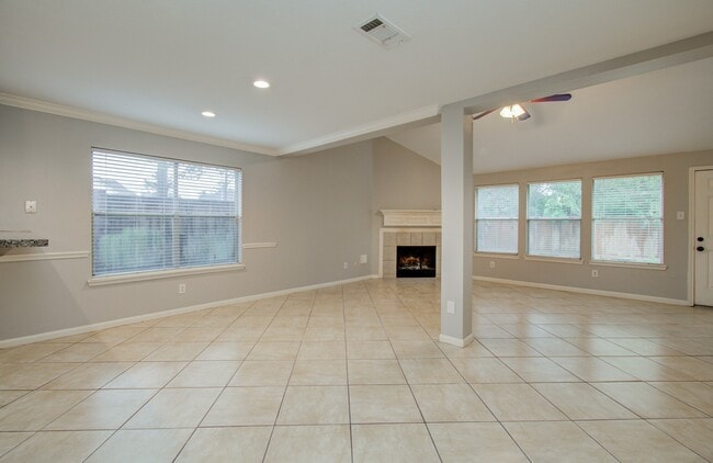 Building Photo - 14003 Cypress Falls Dr