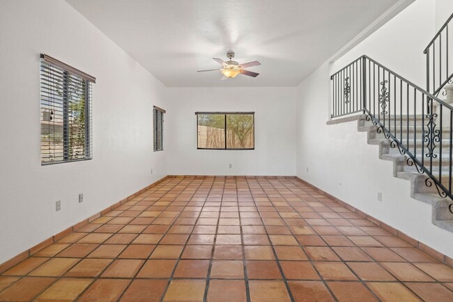 Building Photo - Beautiful Santa Fe Home on Large Corner Lot!