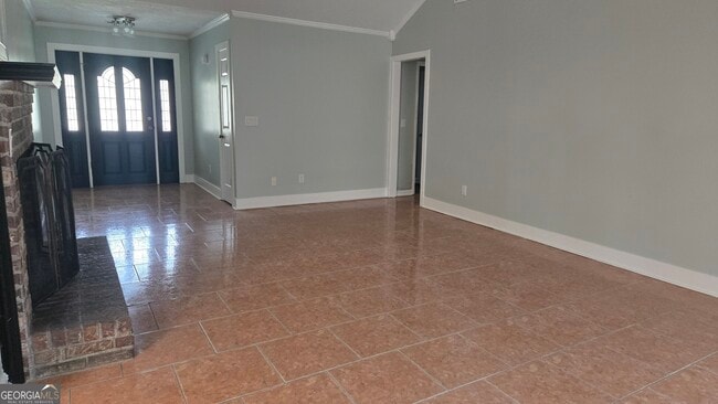 Building Photo - 391 Hidden Valley Dr SE