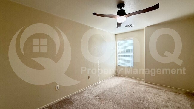 Building Photo - 4170 E Sheffield Ave