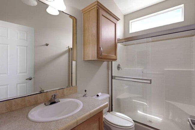 Building Photo - 309 3rd Ave