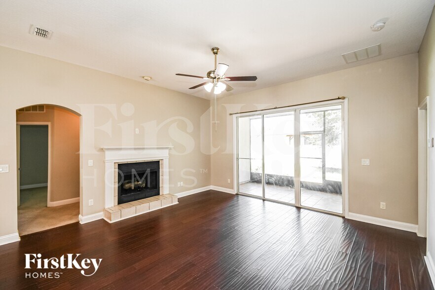 Building Photo - 86353 Sand Hickory Trail