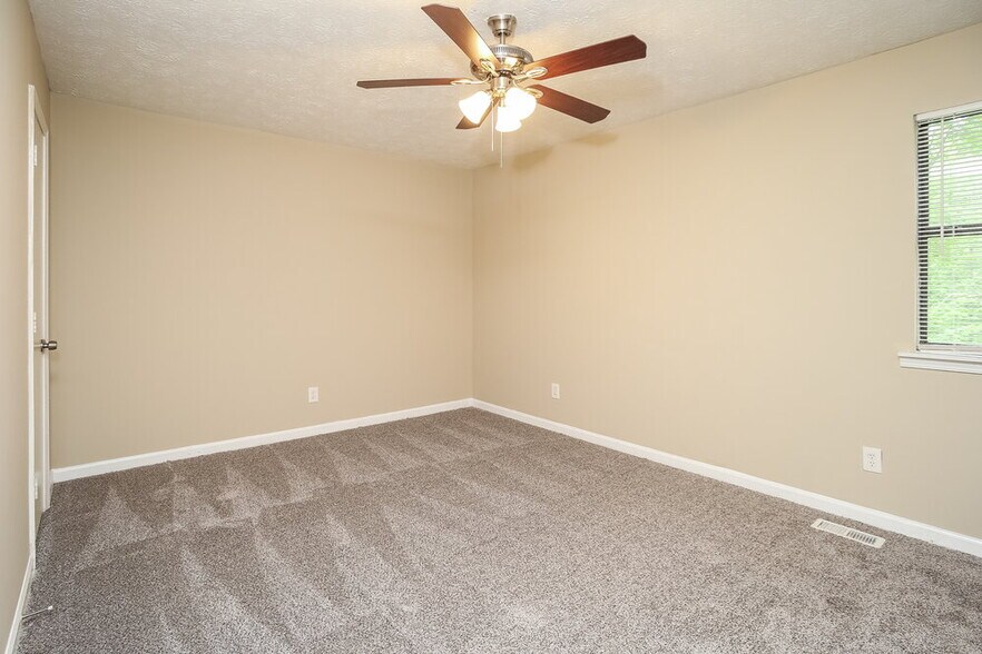 Building Photo - 2597 Carol Cir