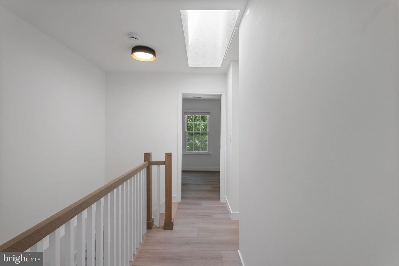 Building Photo - 19001 Grotto Ln