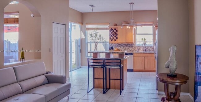 Building Photo - 1701 SE 17th Ave