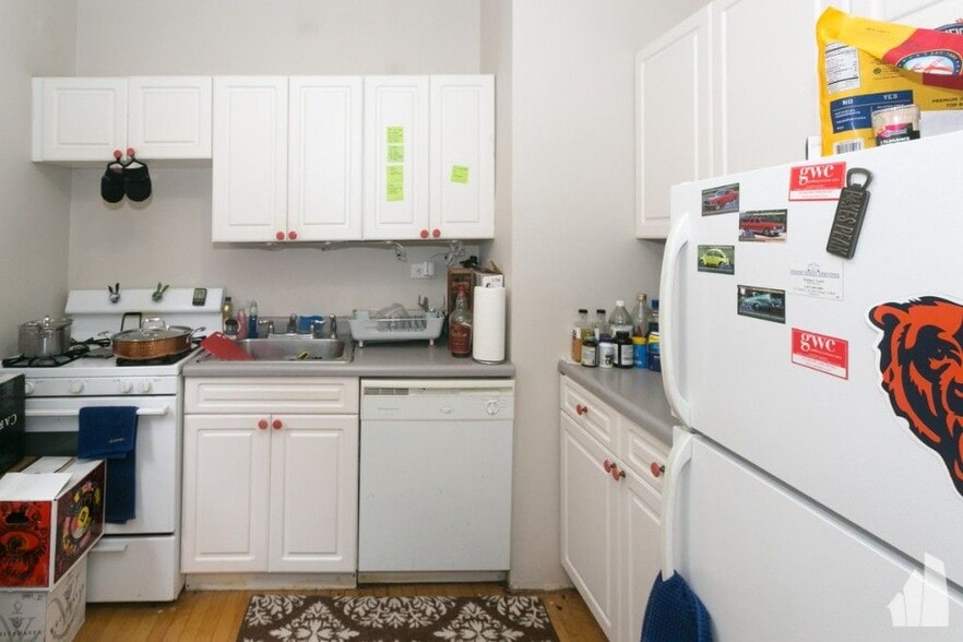 Building Photo - 3502 W Grace St