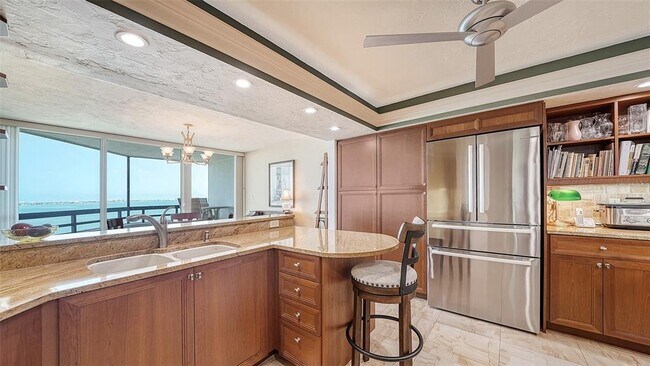 Building Photo - 988 Blvd of the Arts