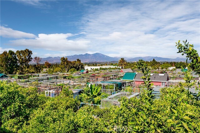 Building Photo - 2404 Via Mariposa W