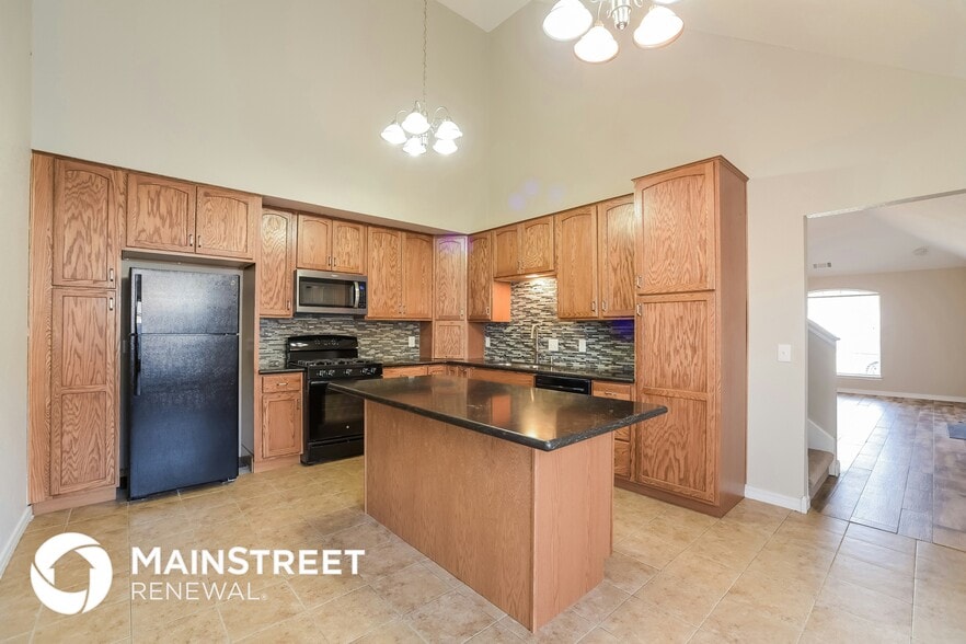 Building Photo - 2604 Briarcliff Dr