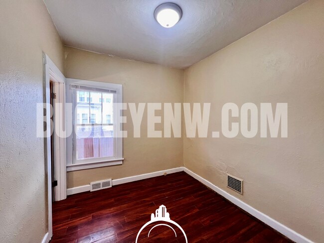 Building Photo - 3817 Burton Ave