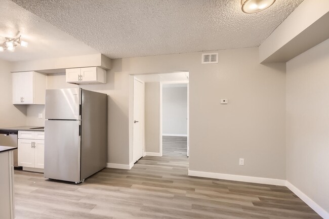 A1 Renovated - 1 Bed 1 Bath - Rise at The District