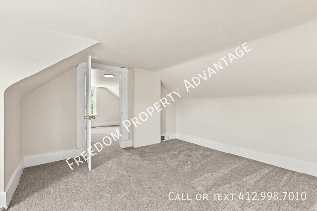 Building Photo - 106 Kuchinic St