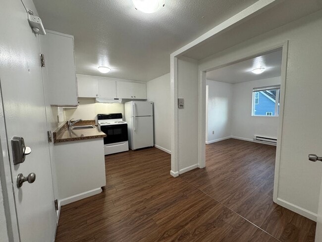 Interior Photo - 301 Apartments