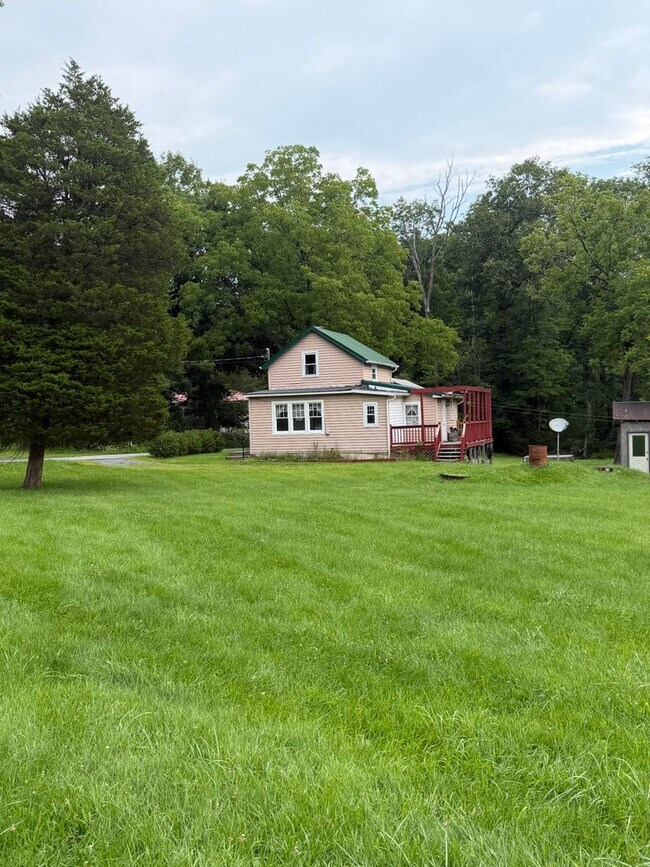Building Photo - 1295 Kroucher Rd