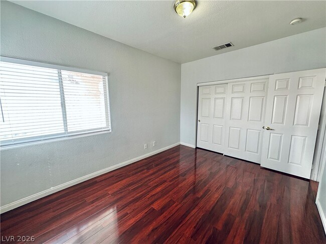 Building Photo - 7216 Winding Creek Dr