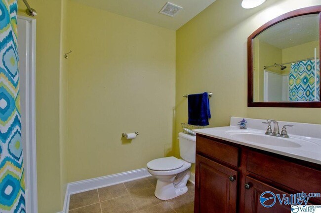 Building Photo - 705 Tide Creek Dr SW