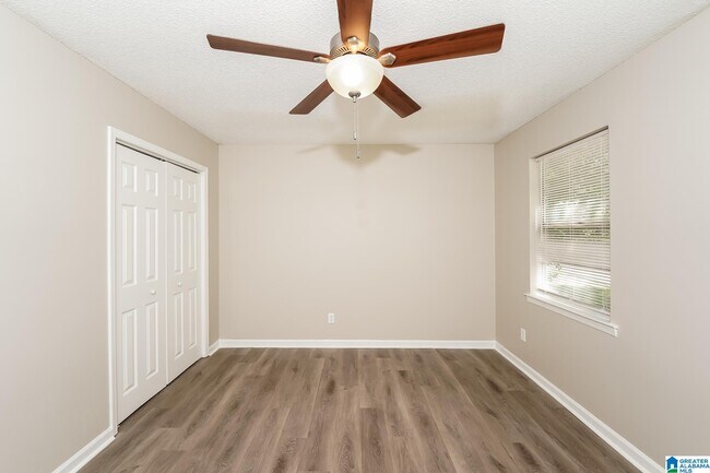 Building Photo - 3814 Mars Ave