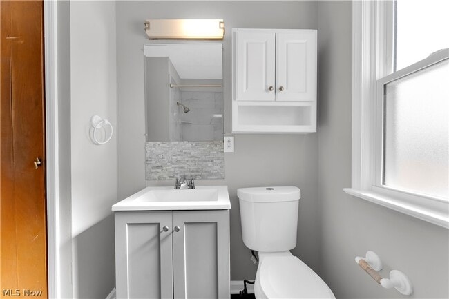 Building Photo - 14028 Rockside Rd