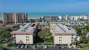 Building Photo - 995 La Guna Dr