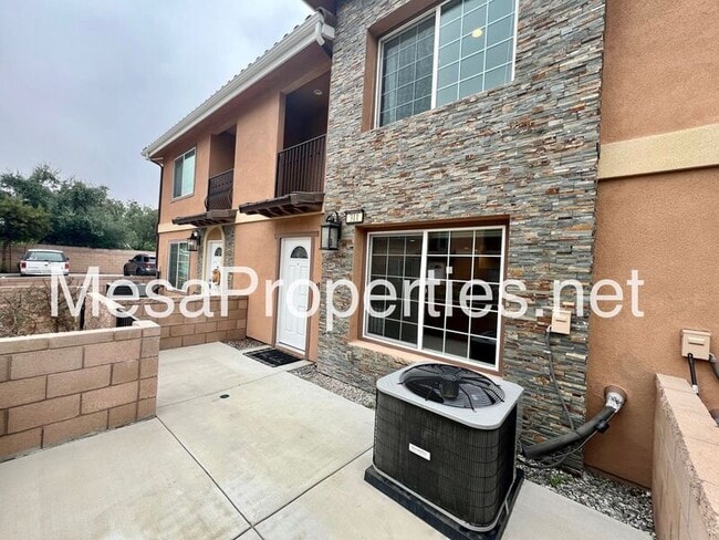 Building Photo - 16408 Valencia Ave