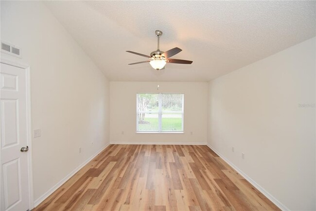 Building Photo - 14 Ryley Ln