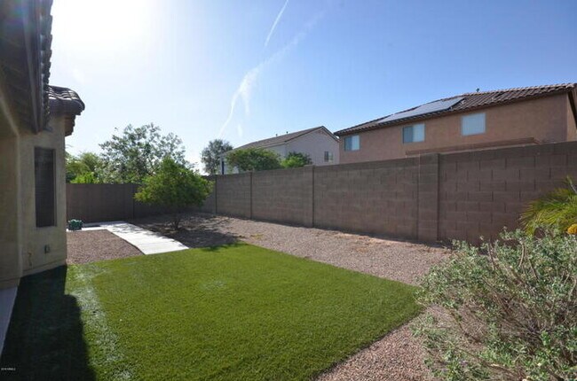 Building Photo - 7628 W Georgetown Way
