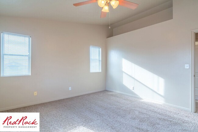 Building Photo - 1178 E 300 S
