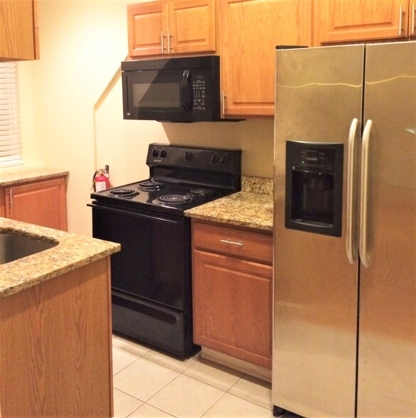 Gorgeous Modern Kitchen - 5931 Walnut St