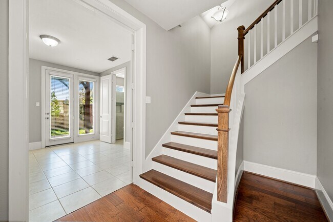 Building Photo - 6703 Highclere Manor Ln