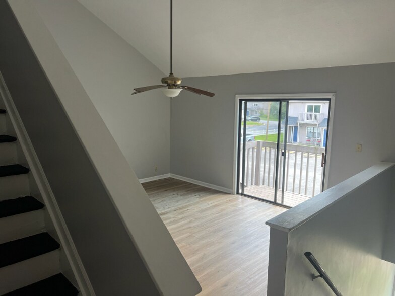 Building Photo - 116 Horizon River Dr